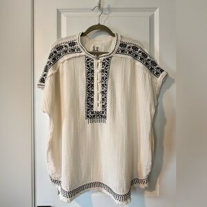 Johnny Was Embroidered Blouse Ivory Navy Size Medium